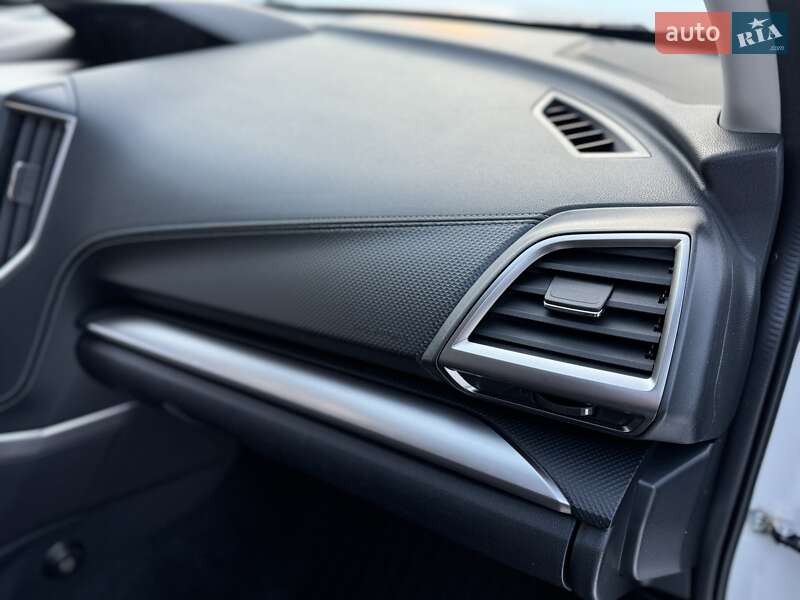 Внедорожник / Кроссовер Subaru Forester 2019 в Киеве