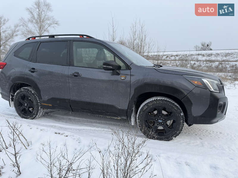 Внедорожник / Кроссовер Subaru Forester 2022 в Сумах