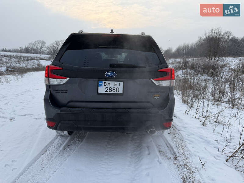 Внедорожник / Кроссовер Subaru Forester 2022 в Сумах