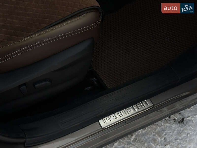 Внедорожник / Кроссовер Subaru Forester 2019 в Харькове