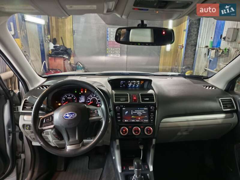 Внедорожник / Кроссовер Subaru Forester 2016 в Днепре