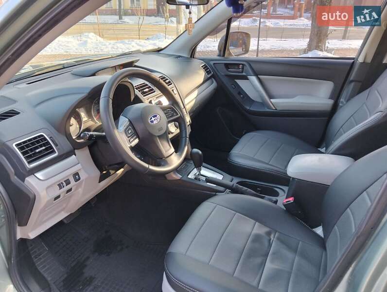 Внедорожник / Кроссовер Subaru Forester 2015 в Сумах