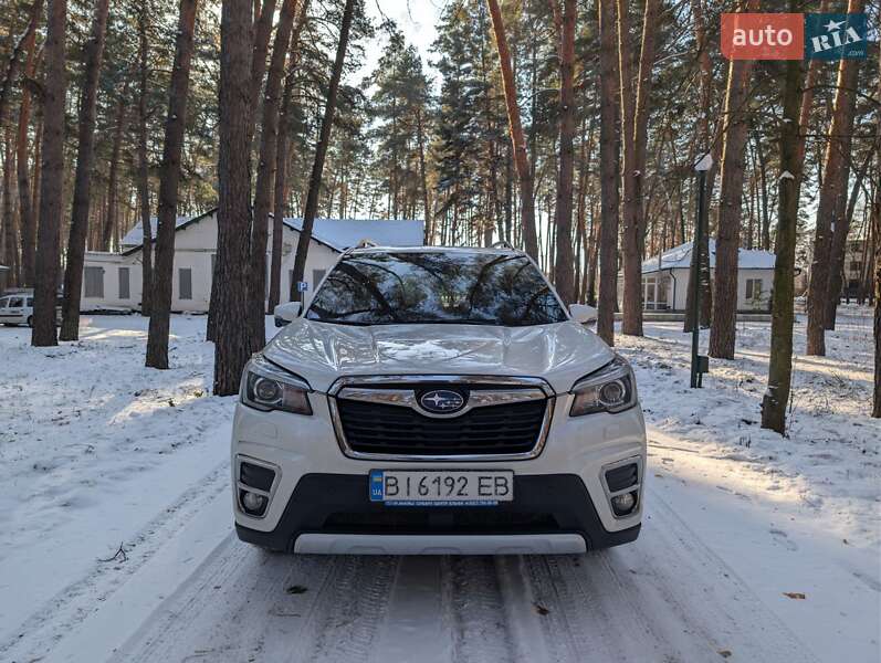 Внедорожник / Кроссовер Subaru Forester 2019 в Полтаве