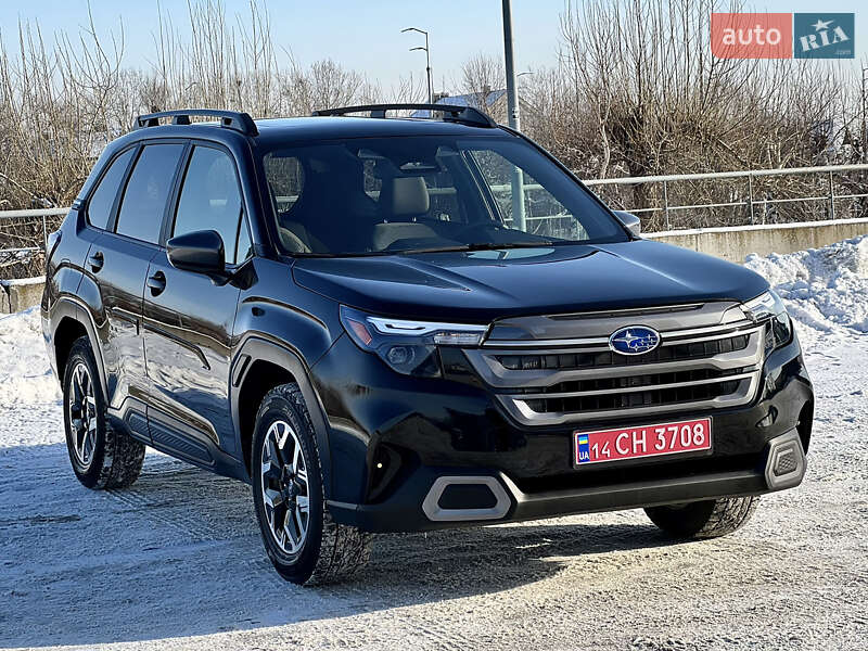 Внедорожник / Кроссовер Subaru Forester 2024 в Киеве