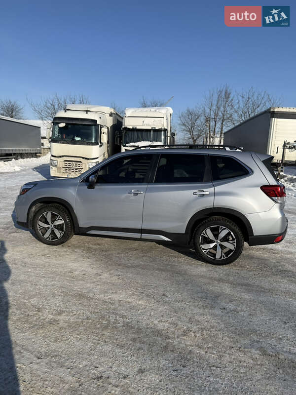 Внедорожник / Кроссовер Subaru Forester 2021 в Ровно