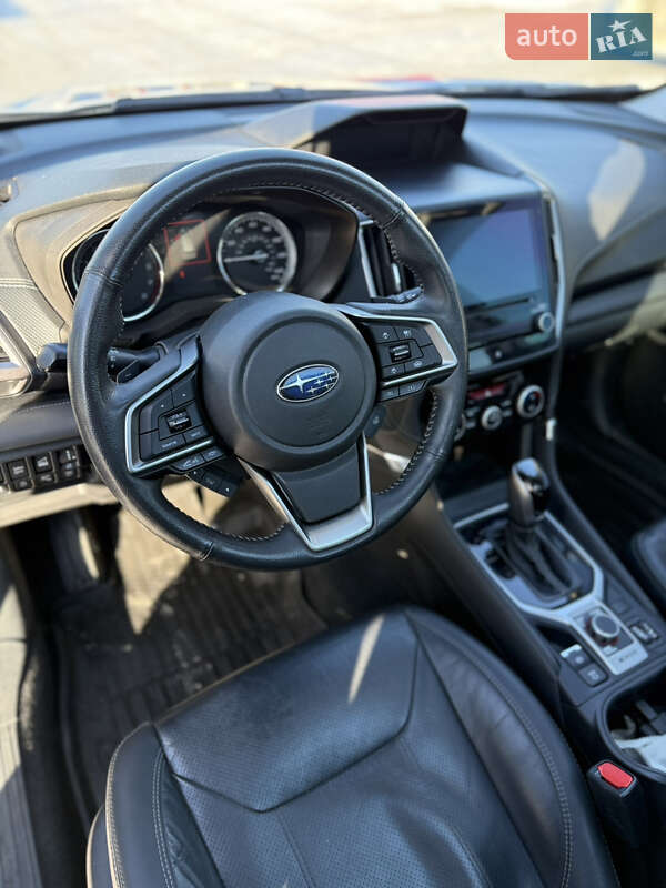 Внедорожник / Кроссовер Subaru Forester 2021 в Ровно