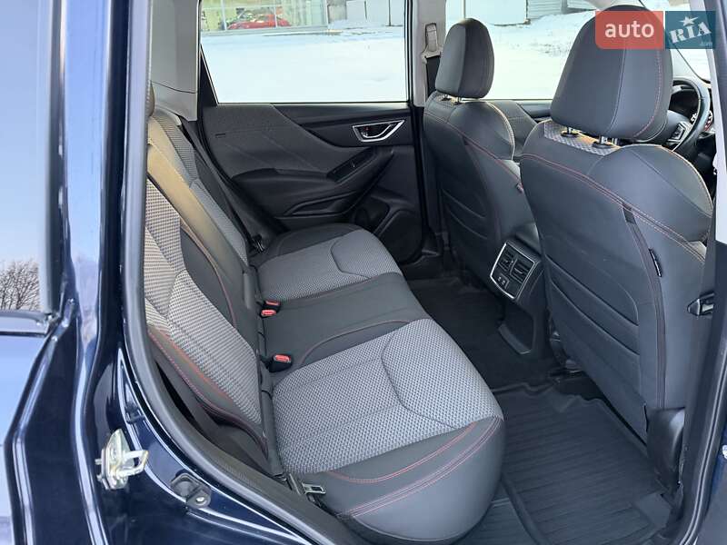 Внедорожник / Кроссовер Subaru Forester 2020 в Днепре