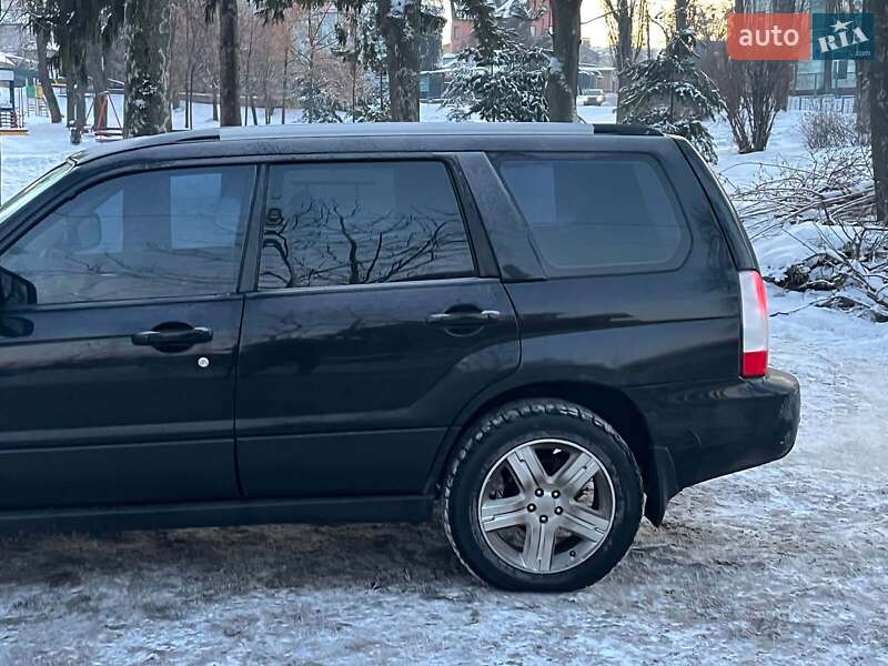 Позашляховик / Кросовер Subaru Forester 2006 в Києві