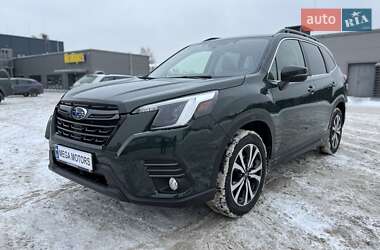 Позашляховик / Кросовер Subaru Forester 2022 в Києві