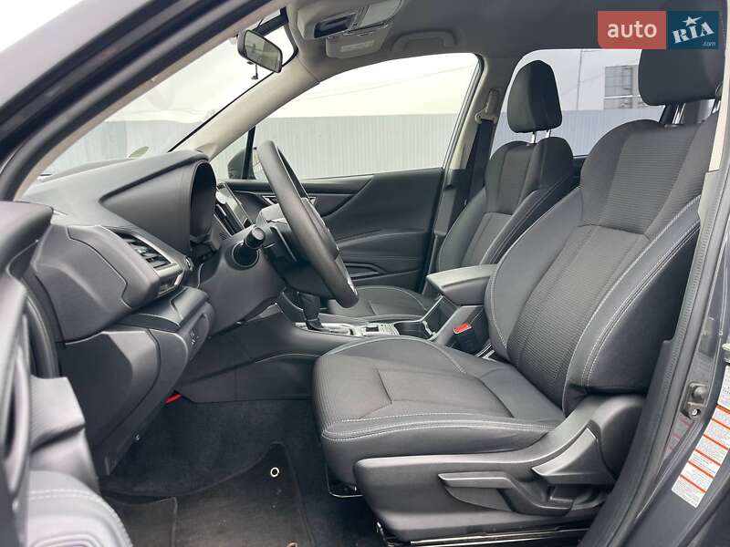 Позашляховик / Кросовер Subaru Forester 2020 в Києві