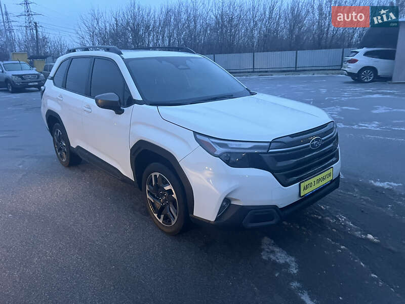 Позашляховик / Кросовер Subaru Forester 2024 в Полтаві