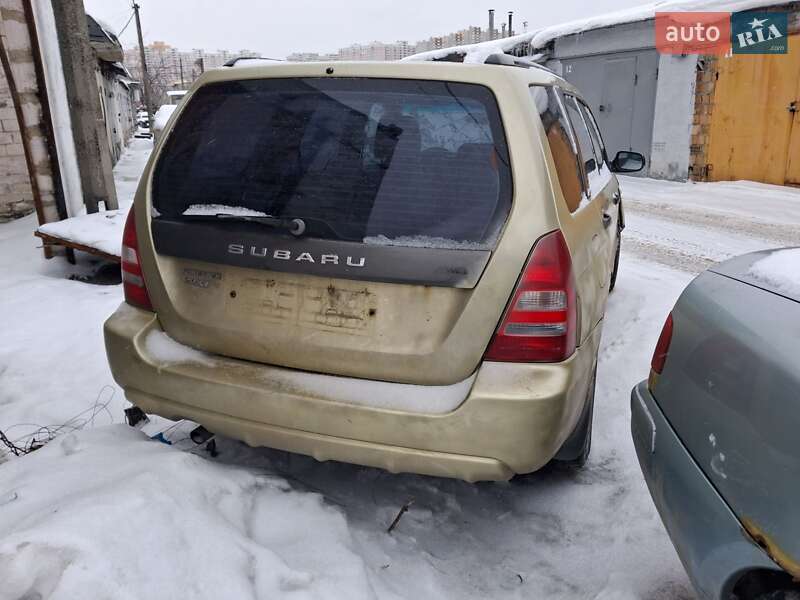Позашляховик / Кросовер Subaru Forester 2003 в Києві
