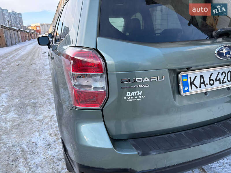 Позашляховик / Кросовер Subaru Forester 2014 в Києві