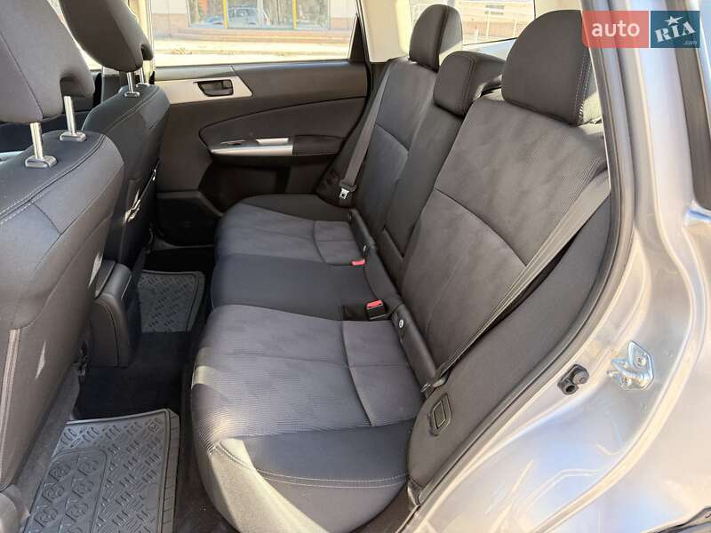 Внедорожник / Кроссовер Subaru Forester 2008 в Днепре