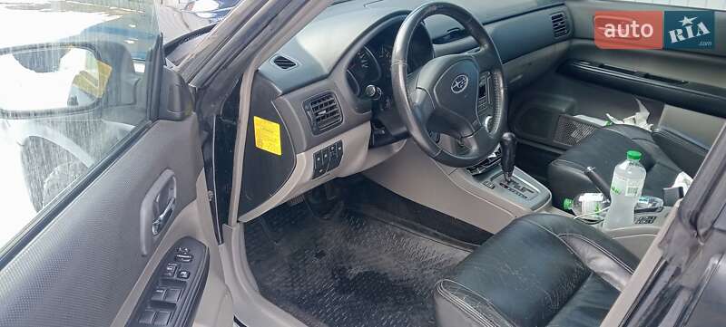 Позашляховик / Кросовер Subaru Forester 2005 в Києві