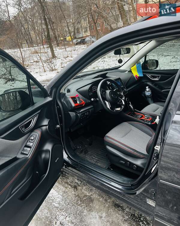 Позашляховик / Кросовер Subaru Forester 2018 в Дніпрі
