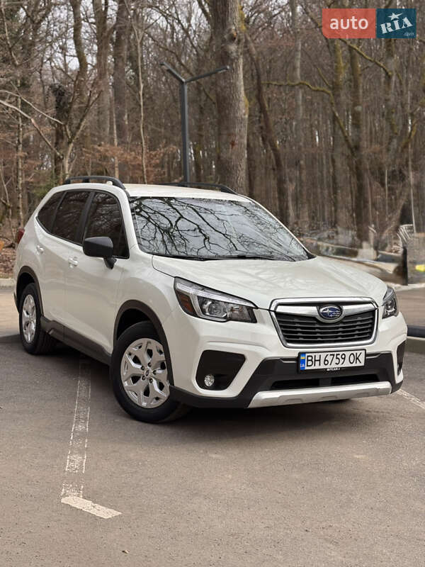 Позашляховик / Кросовер Subaru Forester 2018 в Ужгороді