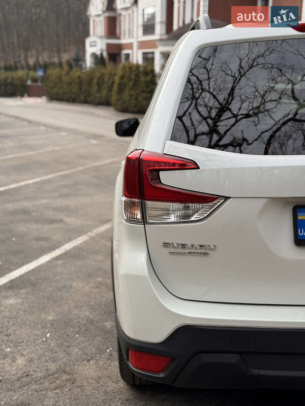 Позашляховик / Кросовер Subaru Forester 2018 в Ужгороді