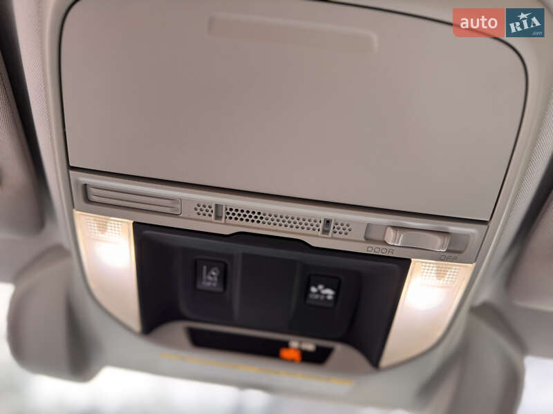 Позашляховик / Кросовер Subaru Forester 2018 в Ужгороді