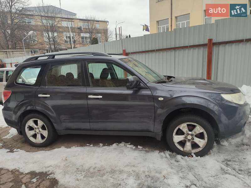 Позашляховик / Кросовер Subaru Forester 2008 в Києві