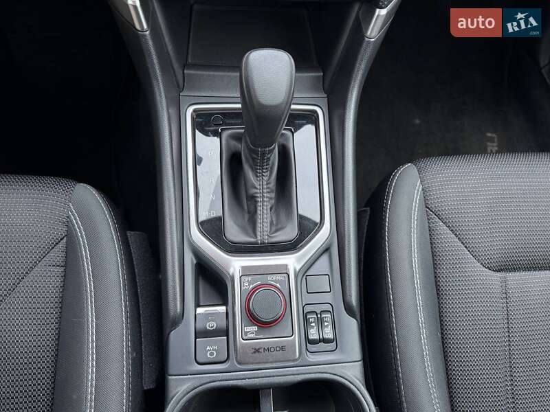 Внедорожник / Кроссовер Subaru Forester 2020 в Киеве