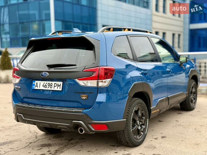 Внедорожник / Кроссовер Subaru Forester 2022 в Киеве