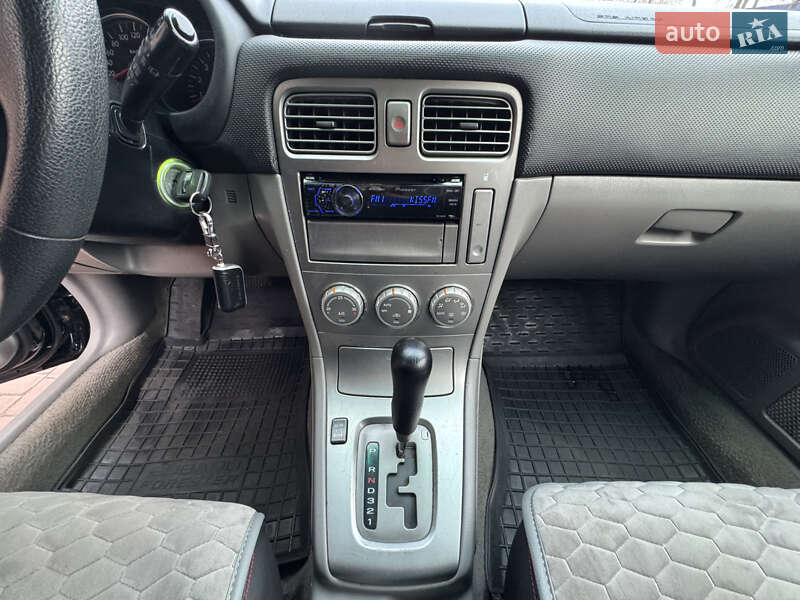 Внедорожник / Кроссовер Subaru Forester 2005 в Одессе