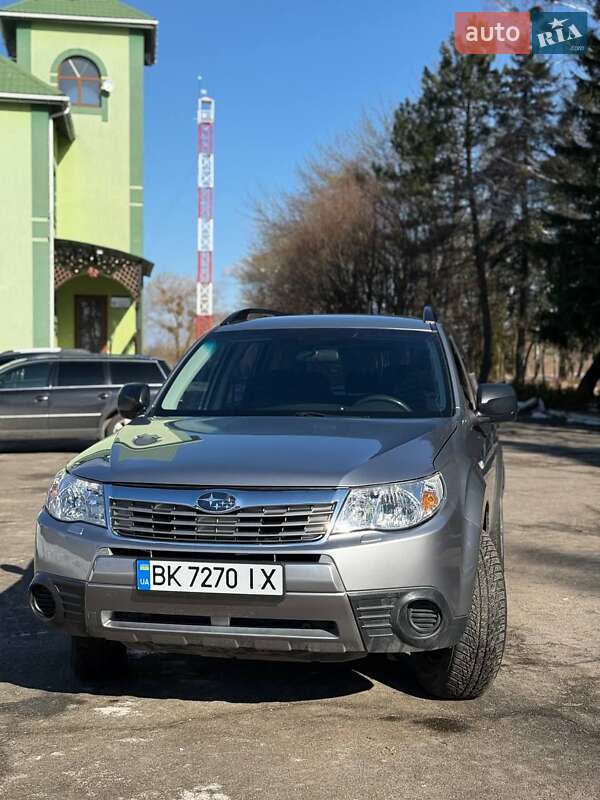 Позашляховик / Кросовер Subaru Forester 2008 в Дубровиці