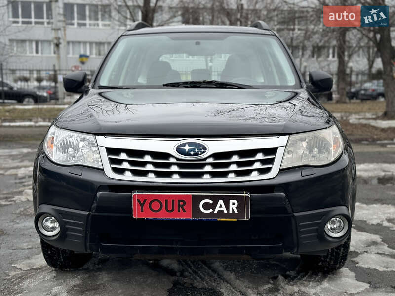 Позашляховик / Кросовер Subaru Forester 2011 в Києві