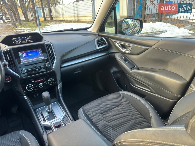 Внедорожник / Кроссовер Subaru Forester 2018 в Киеве