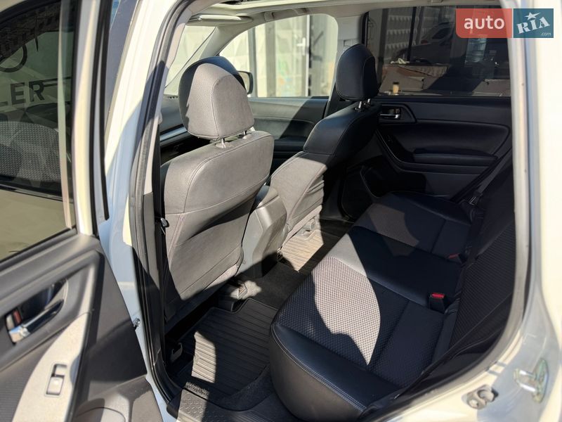 Внедорожник / Кроссовер Subaru Forester 2014 в Киеве