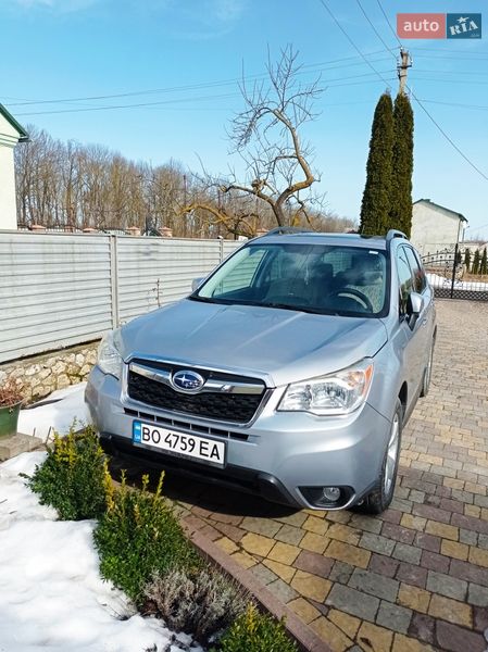 Внедорожник / Кроссовер Subaru Forester 2015 в Тернополе