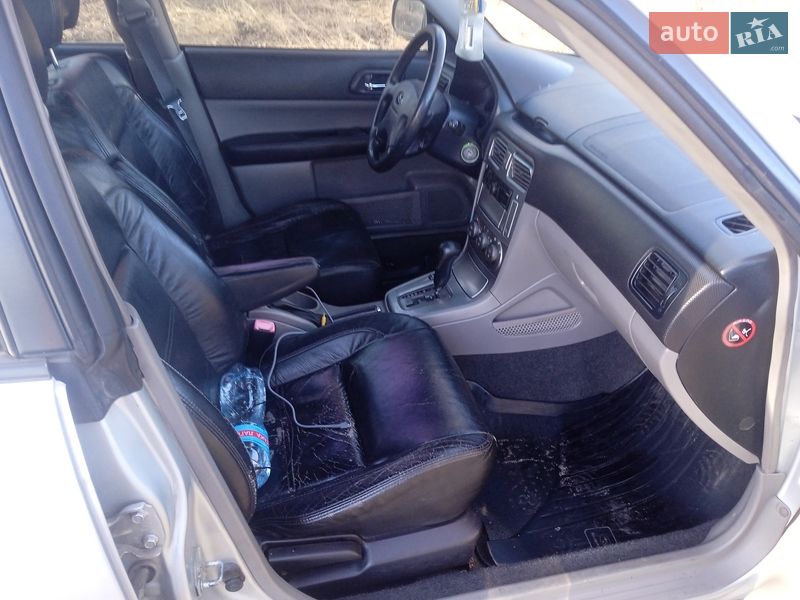 Внедорожник / Кроссовер Subaru Forester 2004 в Каневе