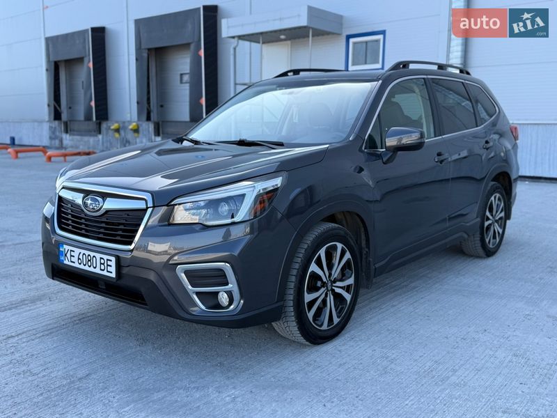 Внедорожник / Кроссовер Subaru Forester 2020 в Днепре