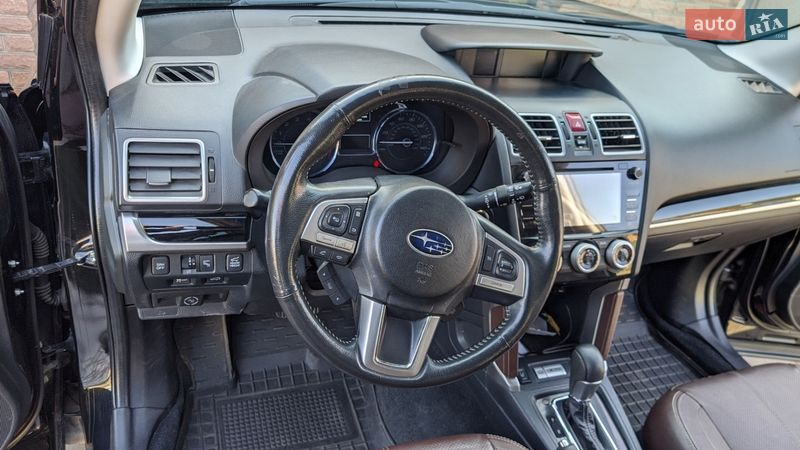 Внедорожник / Кроссовер Subaru Forester 2016 в Виннице