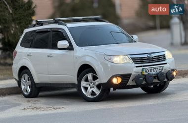 Внедорожник / Кроссовер Subaru Forester 2010 в Харькове