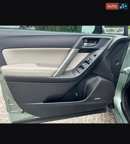 Позашляховик / Кросовер Subaru Forester 2015 в Дніпрі