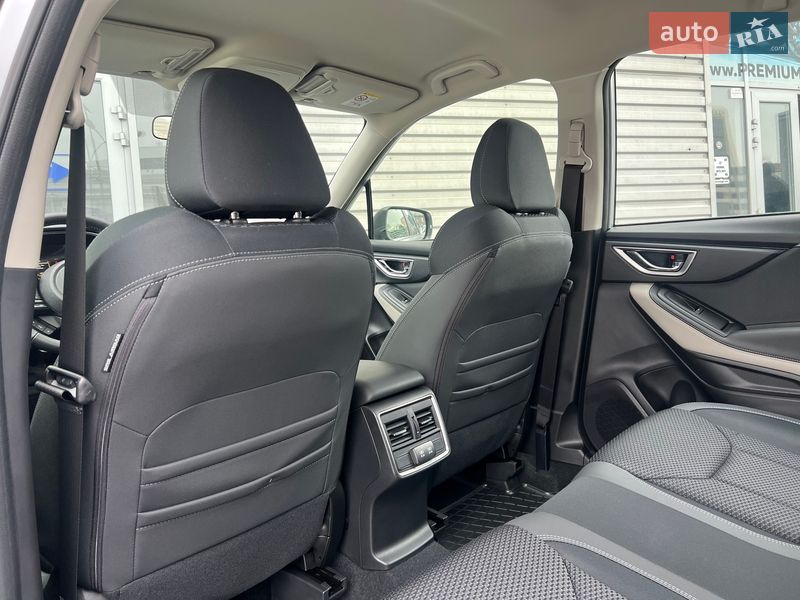 Внедорожник / Кроссовер Subaru Forester 2024 в Киеве