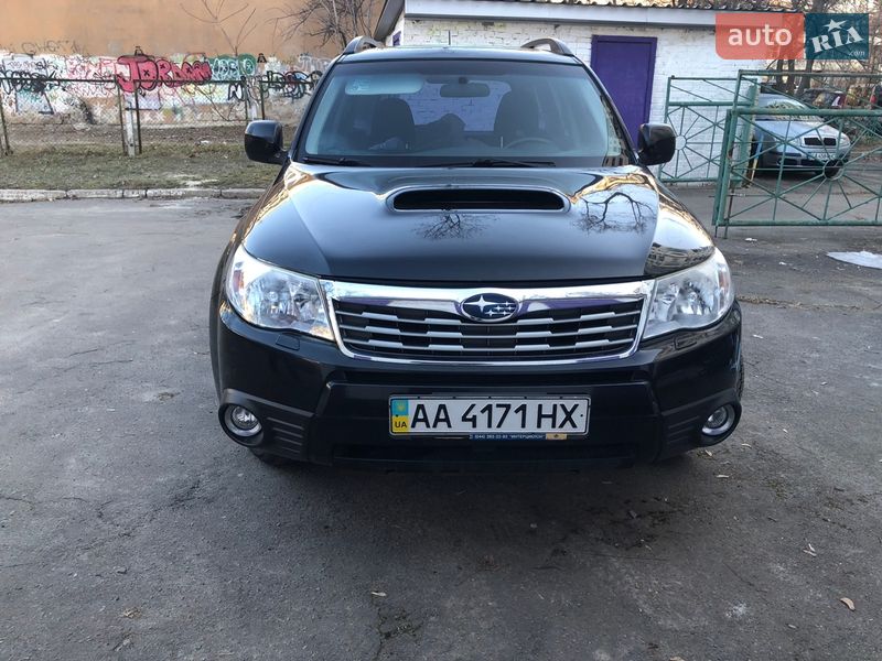 Позашляховик / Кросовер Subaru Forester 2008 в Києві