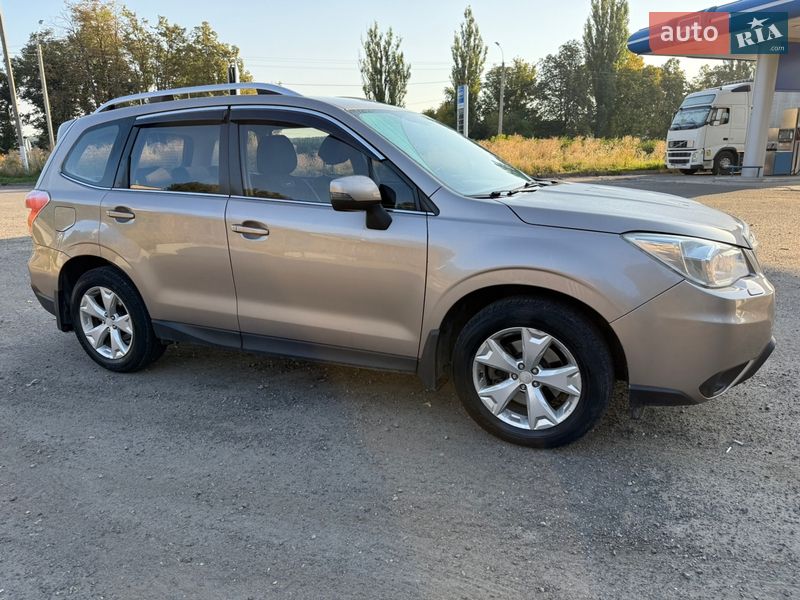 Позашляховик / Кросовер Subaru Forester 2014 в Хмельницькому