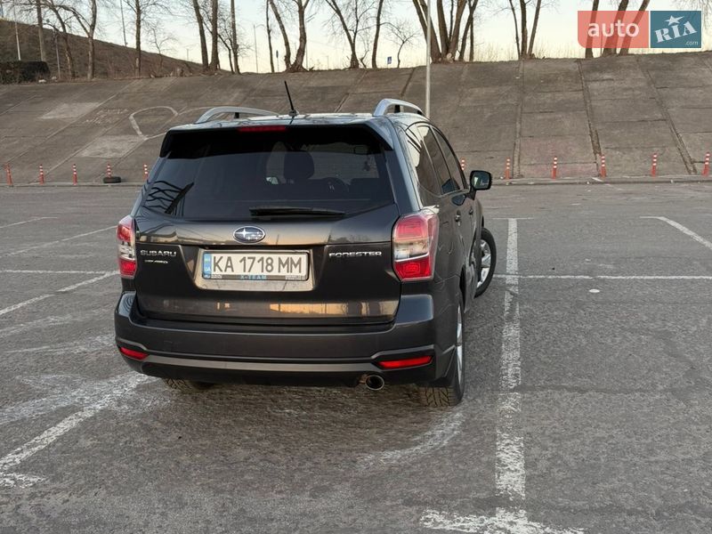 Внедорожник / Кроссовер Subaru Forester 2013 в Киеве