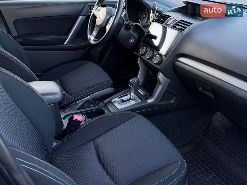 Внедорожник / Кроссовер Subaru Forester 2013 в Киеве