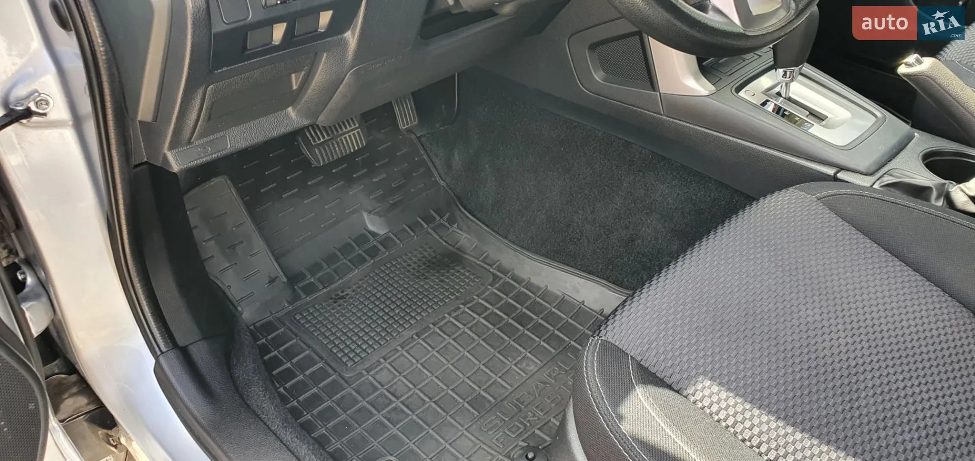 2016 Subaru Forester - мініатюра 16