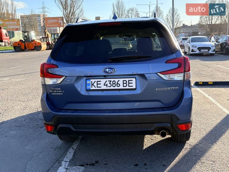 Позашляховик / Кросовер Subaru Forester 2018 в Дніпрі
