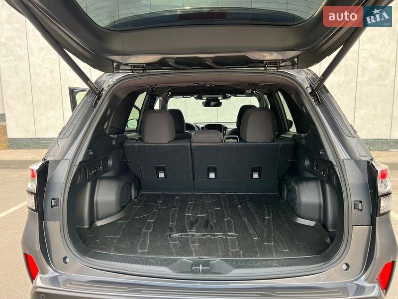 Внедорожник / Кроссовер Subaru Forester 2024 в Киеве