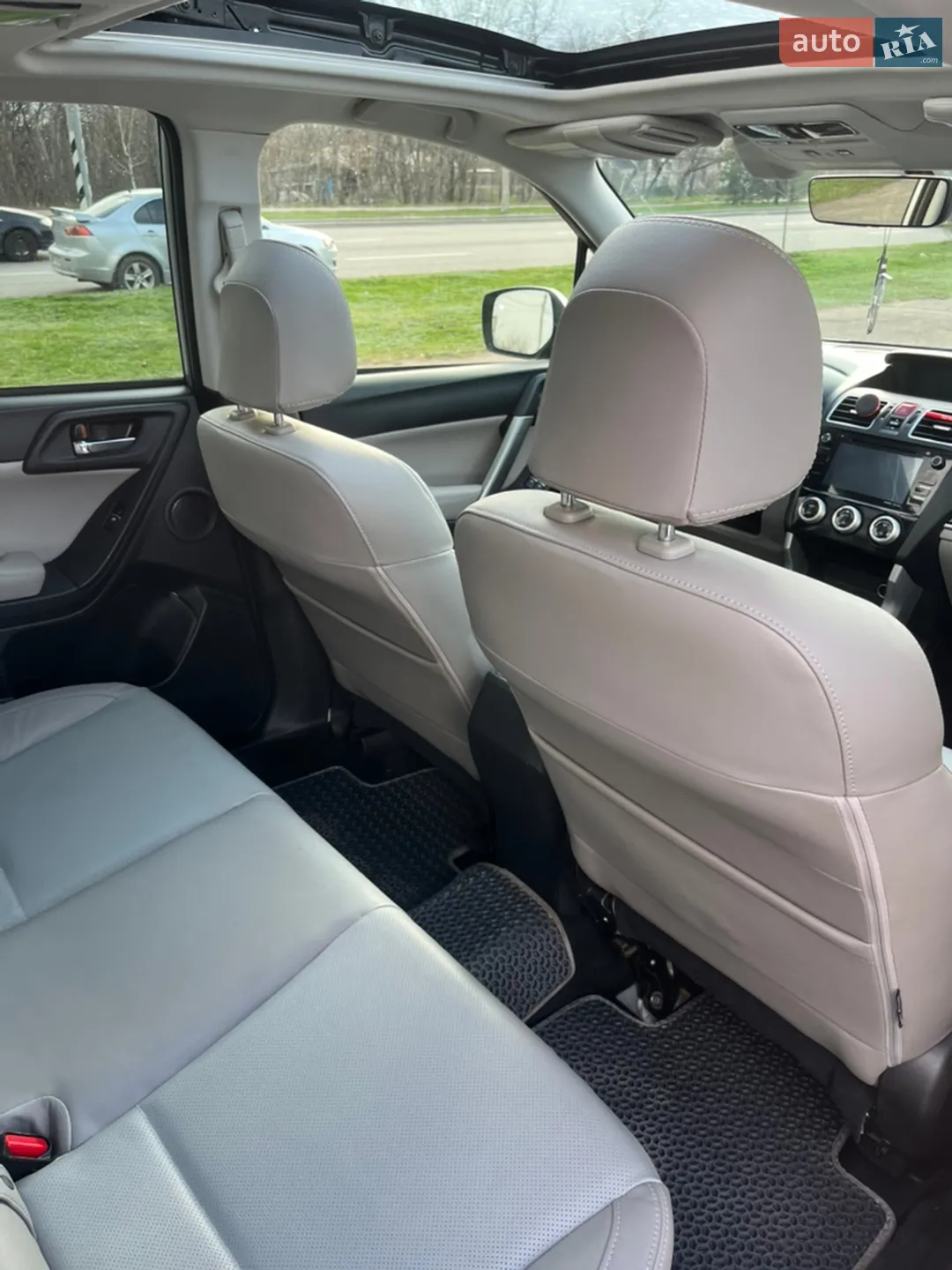 2017 Subaru Forester - мініатюра 7