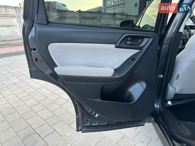 Внедорожник / Кроссовер Subaru Forester 2013 в Ивано-Франковске
