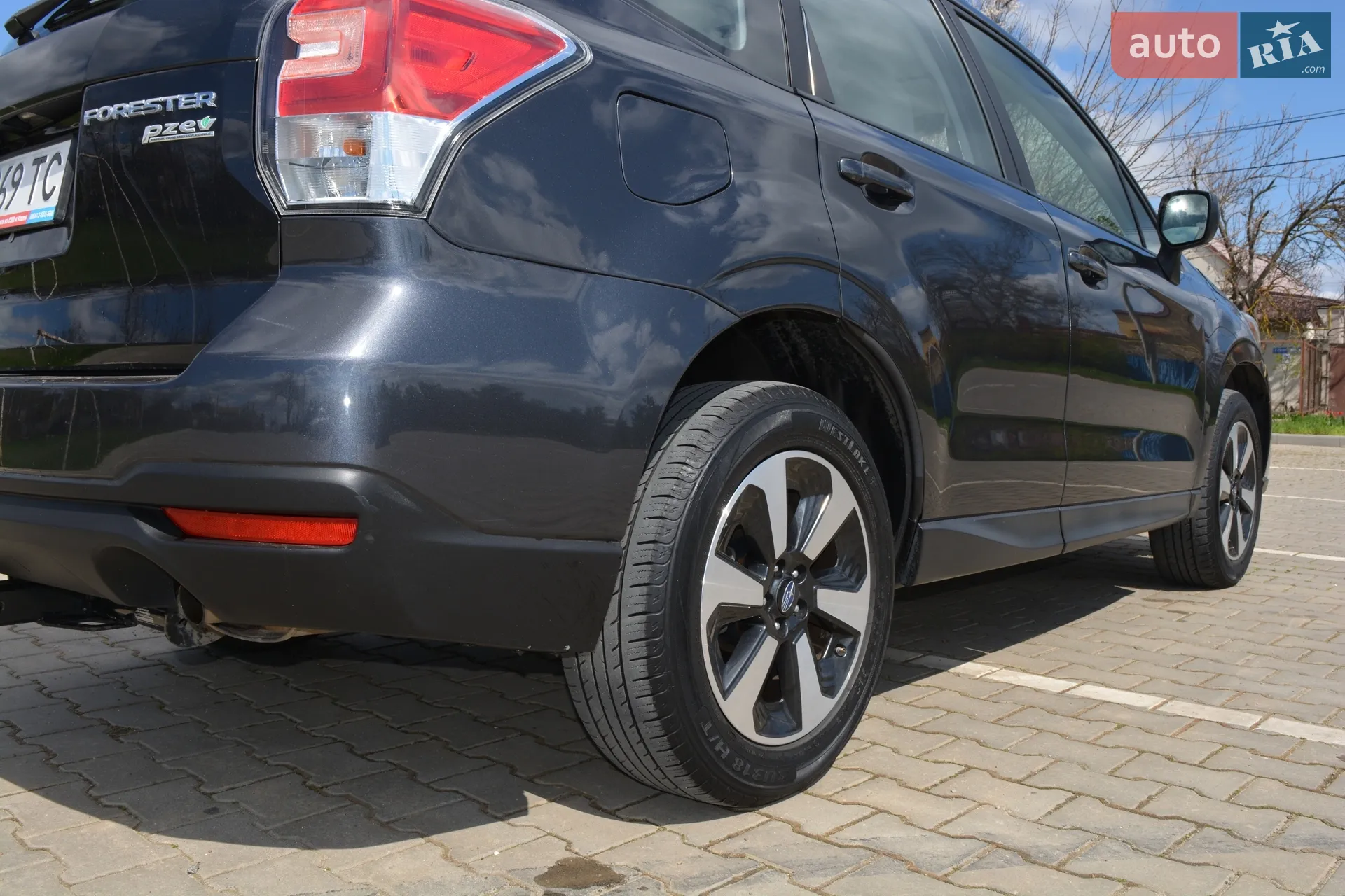 2017 Subaru Forester - мініатюра 10