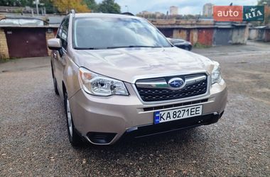 Позашляховик / Кросовер Subaru Forester 2014 в Києві