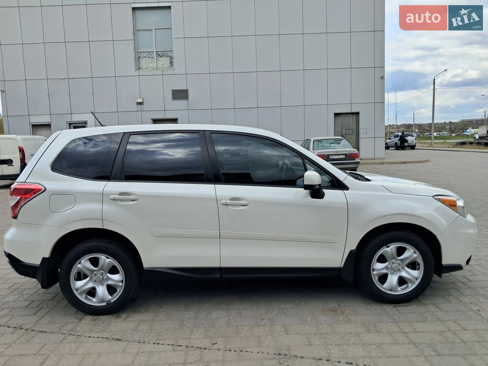 2014 Subaru Forester - мініатюра 4